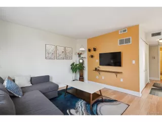 Photo #3: 2665835 Listing
