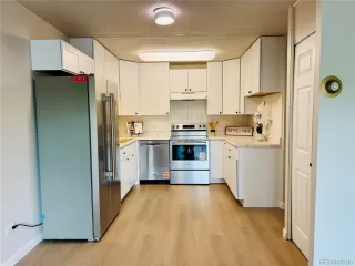 Photo #3: 2669095 Listing