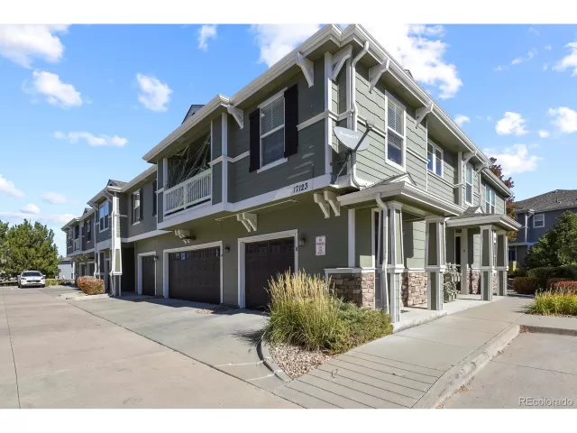 MLS: 2671023 Condo For Sale