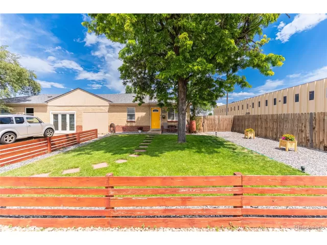 MLS: 2684911 Condo For Sale