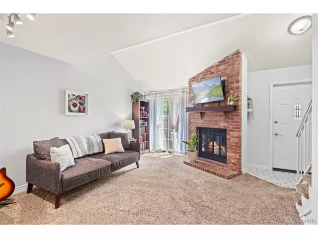 MLS: 2687326 Condo For Sale