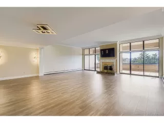 Photo #4: 2690279 Listing