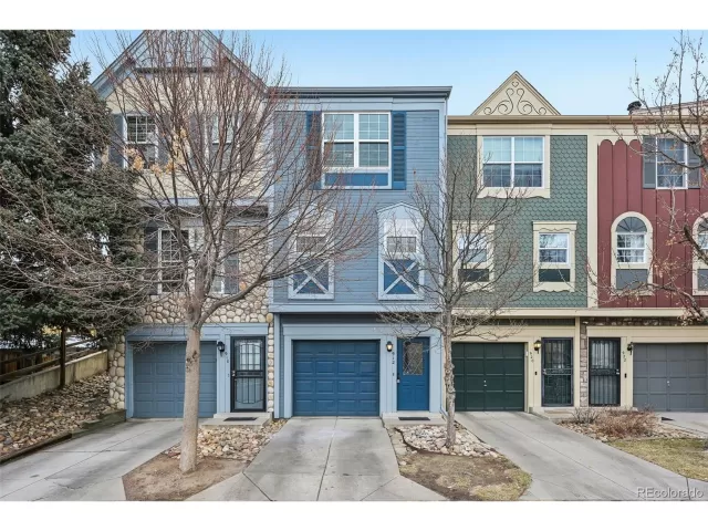 MLS: 2690967 Condo For Sale