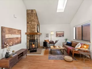 Photo #6: 2691619 Listing