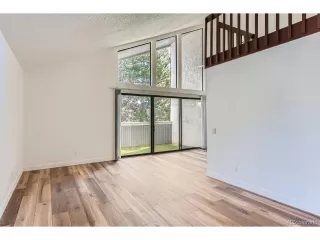 Photo #4: 2691941 Listing