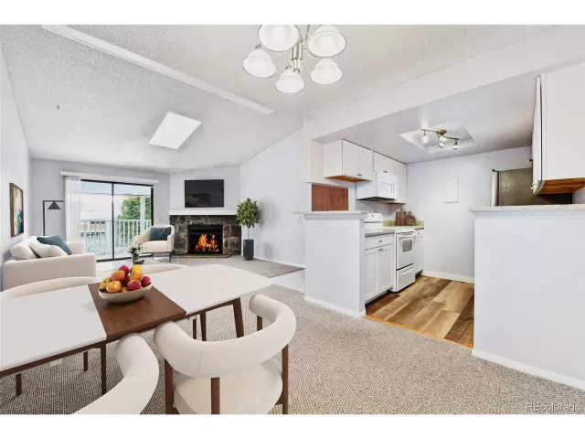 MLS: 2693516 Condo For Sale