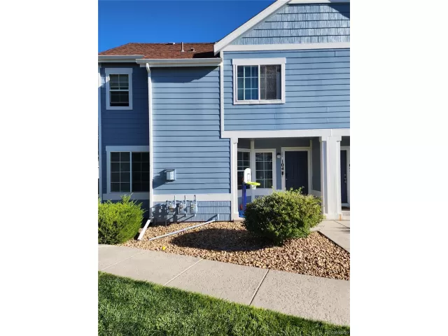 MLS: 2700064 Condo For Sale