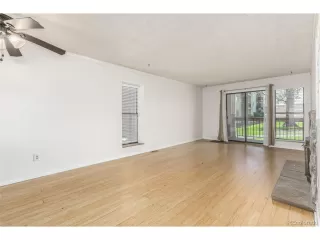 Photo #3: 2700945 Listing