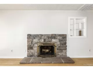 Photo #4: 2700945 Listing