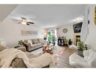 Photo #5: 2708764 Listing 