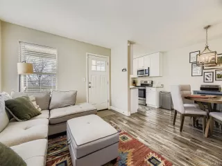 Photo #6: 2711080 Listing