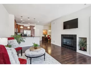 Photo #4: 2713000 Listing