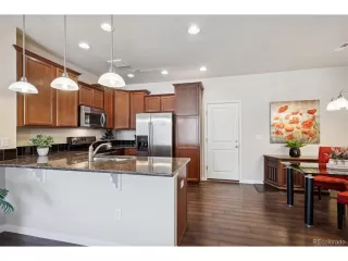 Photo #6: 2713000 Listing