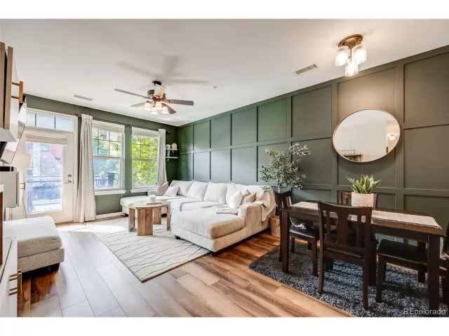 MLS: 2720923 Condo For Sale