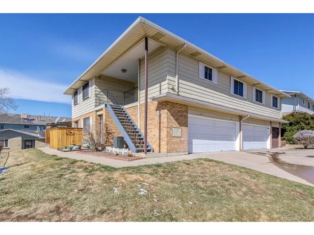 MLS: 2721125 Condo For Sale