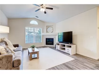 Photo #5: 2721587 Listing 