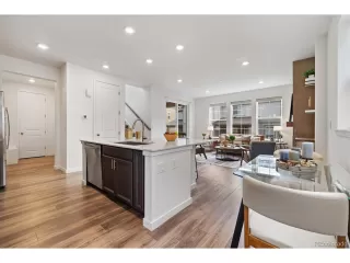 Photo #3: 2721872 Listing 