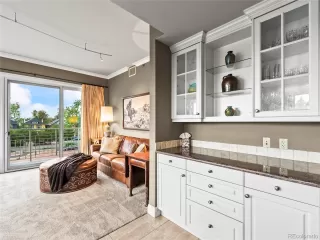 Photo #6: 2725402 Listing