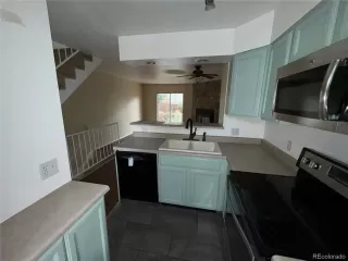 Photo #4: 2729117 Listing