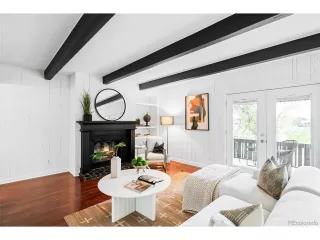 Photo #3: 2733931 Listing