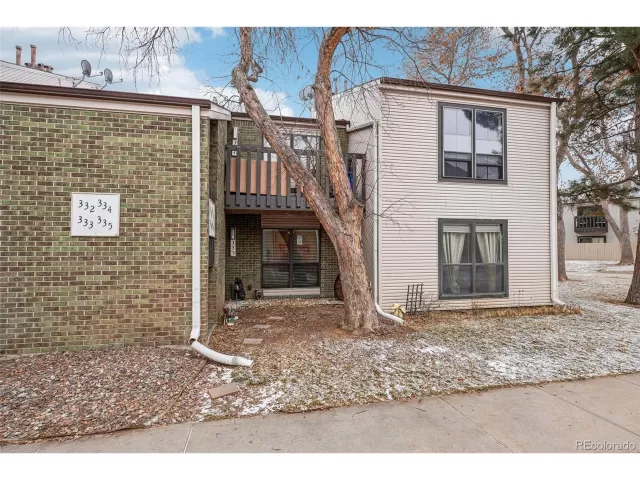 MLS: 2736940 Condo For Sale