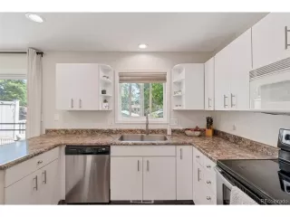 Photo #3: 2737363 Listing 