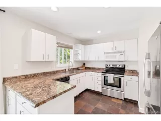 Photo #4: 2737363 Listing 