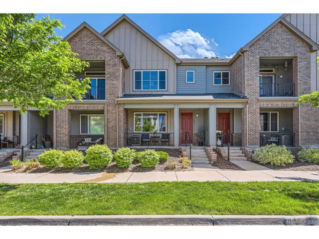 MLS: 2737470 Condo For Sale