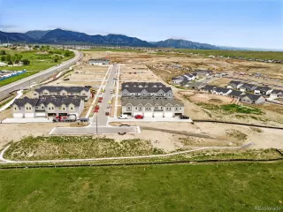 Photo #3: 2737766 Listing