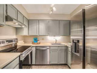 Photo #3: 2737896 Listing 