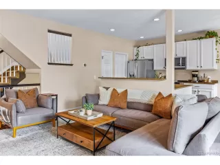 Photo #2: 2740539 Listing 