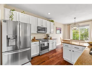 Photo #5: 2740539 Listing 