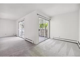 Photo #4: 2742794 Listing