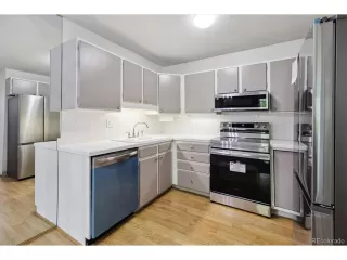 Photo #6: 2742794 Listing