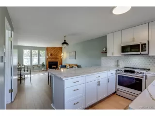 Photo #4: 2743532 Listing