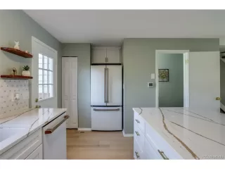 Photo #5: 2743532 Listing