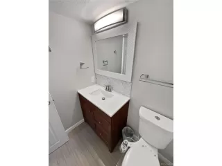 Photo #6: 2746824 Listing