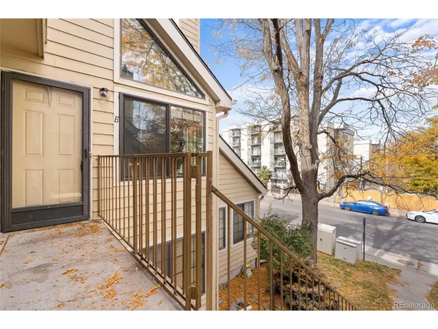 MLS: 2747796 Condo For Sale
