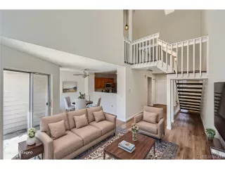 Photo #4: 2748361 Listing