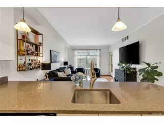 Photo #2: 2750146 Listing