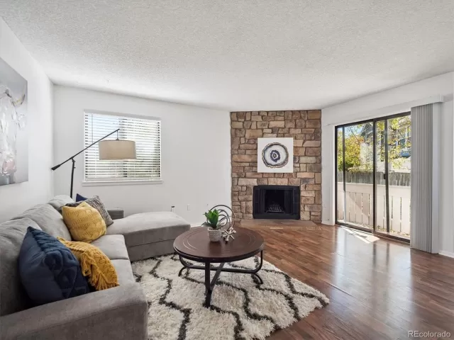 MLS: 2750209 Condo For Sale