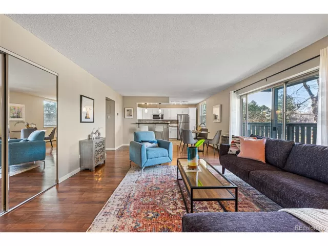 MLS: 2751694 Condo For Sale