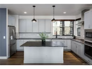 Photo #5: 2755200 Listing