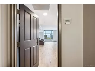 Photo #2: 2755566 Listing