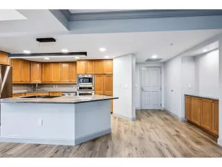 Photo #5: 2755566 Listing