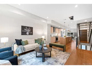 Photo #3: 2758814 Listing