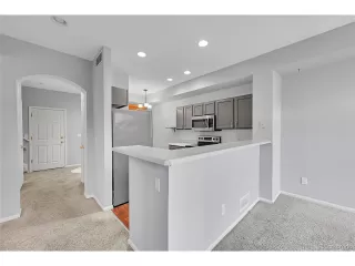 Photo #4: 2760148 Listing