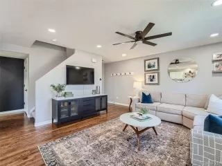 Photo #2: 2760268 Listing