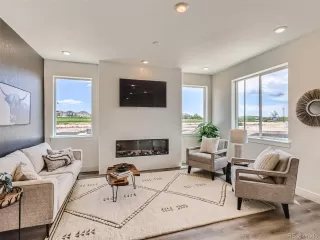 Photo #3: 2760821 Listing 