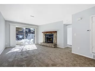 Photo #4: 2762437 Listing